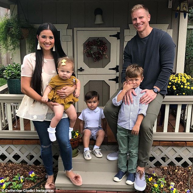 Bachelor veteran Catherine Giudici reveals she has lost 20lbs since  welcoming her third child – Aktuelle Boulevard Nachrichten und Fotogalerien  zu Stars, Sternchen,…